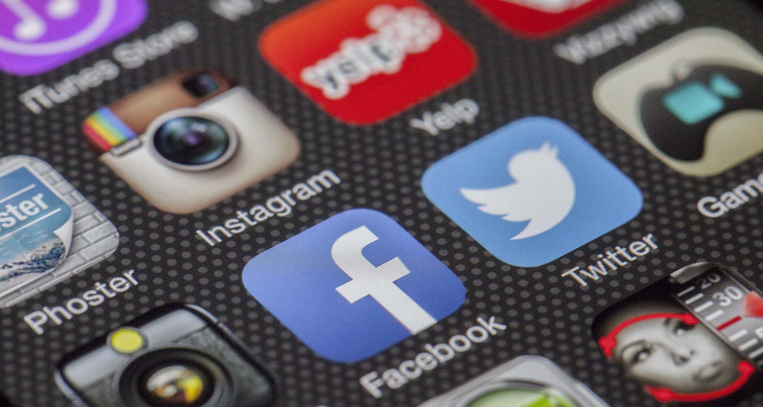 Nuova tragedia tra gli adolescenti icone app social network
